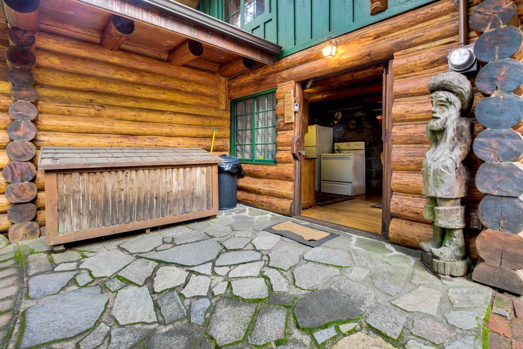 Zoe'S Log Cabin Welches Eksteriør bilde