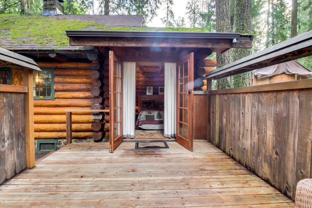 Zoe'S Log Cabin Welches Eksteriør bilde