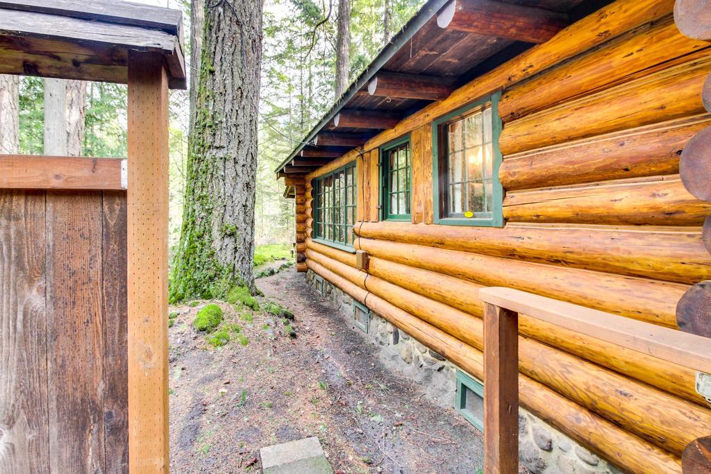 Zoe'S Log Cabin Welches Eksteriør bilde