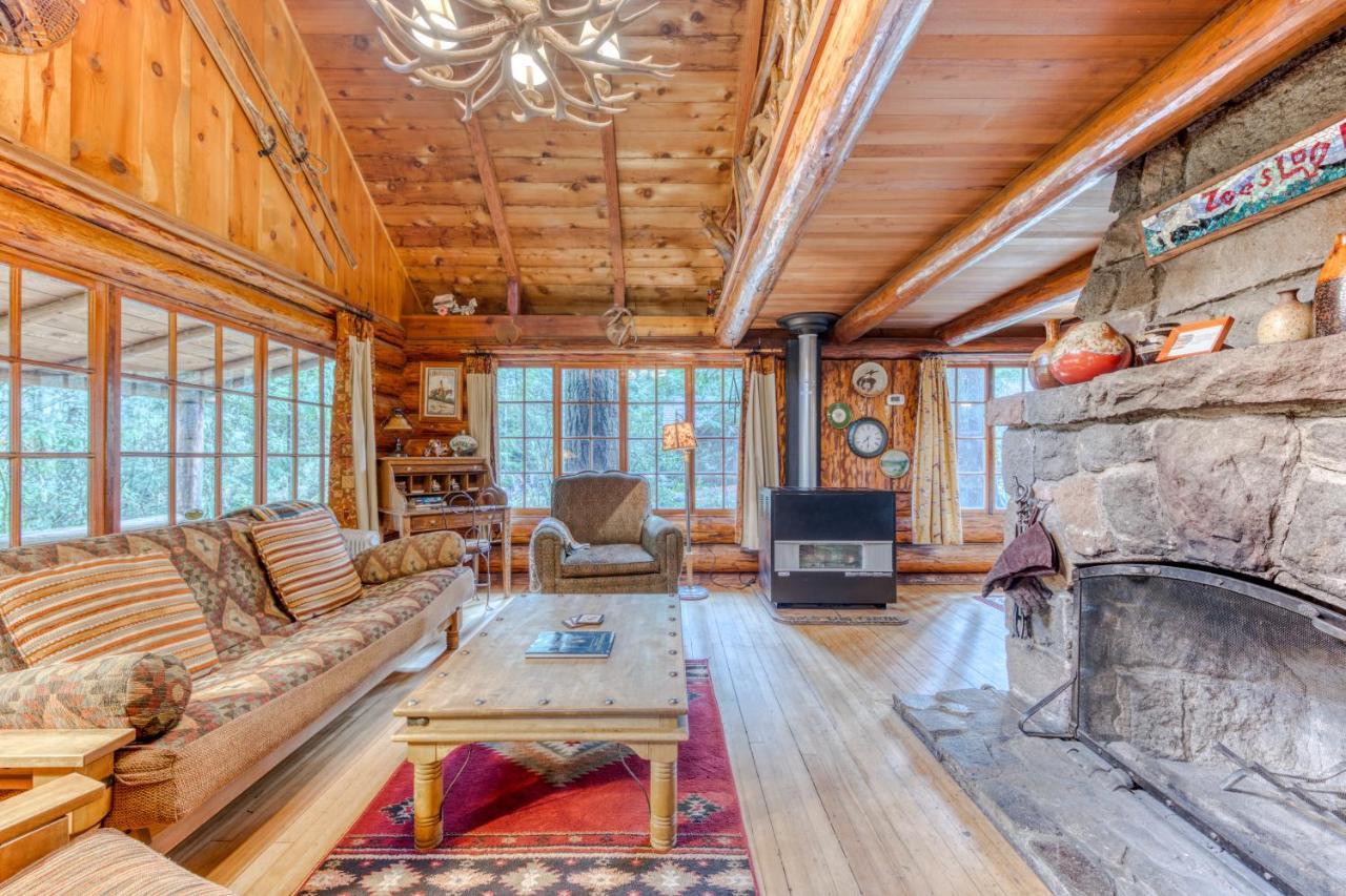 Zoe'S Log Cabin Welches Eksteriør bilde
